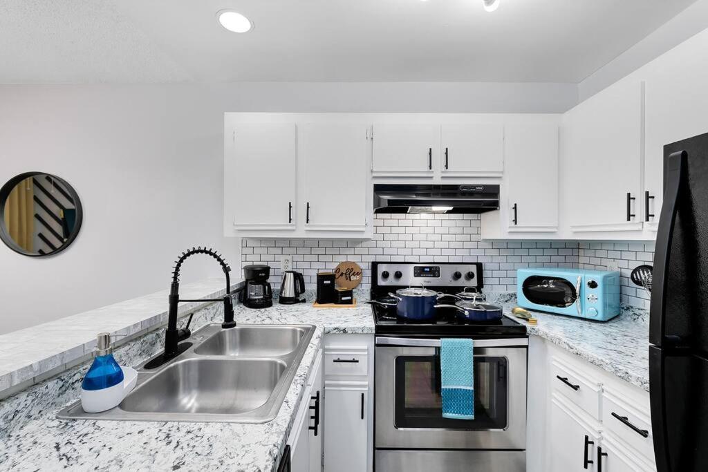 Oasis 203 - Symmetry & Serenity Titusville Exterior photo