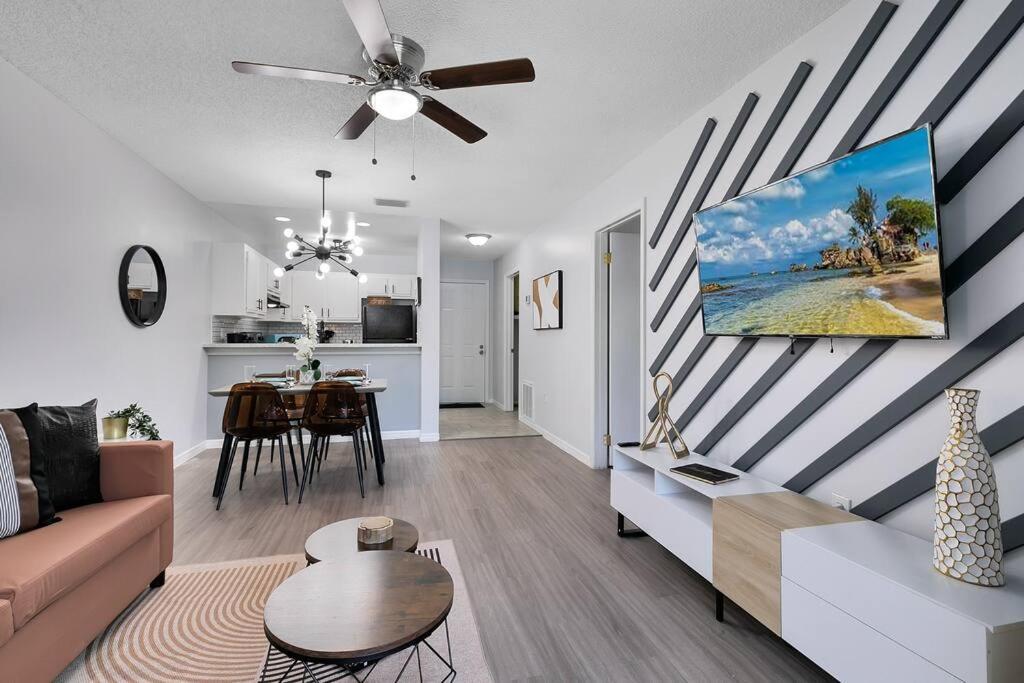Oasis 203 - Symmetry & Serenity Titusville Exterior photo