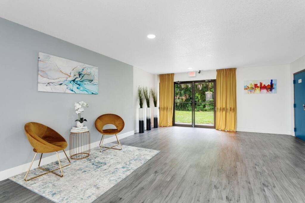 Oasis 203 - Symmetry & Serenity Titusville Exterior photo